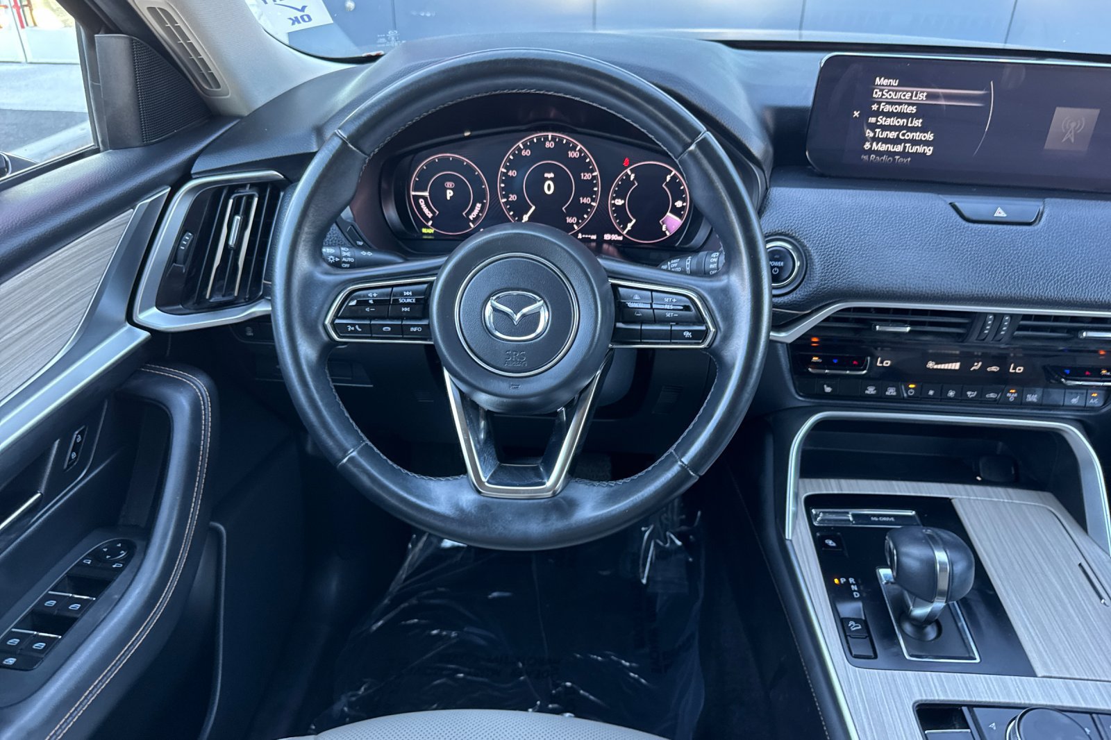 Used 2024 MAZDA CX-90 Plug-In Hybrid w/ Preferred AWD/4WD image 17