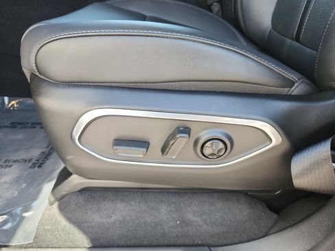 New 2025 Jeep Wagoneer Series II w/ Convenience Group I image 14