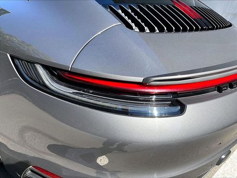 Certified 2020 Porsche 911 Carrera 4S AWD/4WD image 28