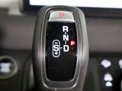 Used 2023 Land Rover Defender 90 S image 69