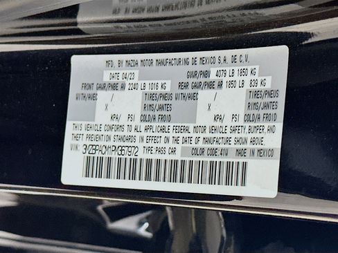 Used 2023 MAZDA MAZDA3 s FWD image 12