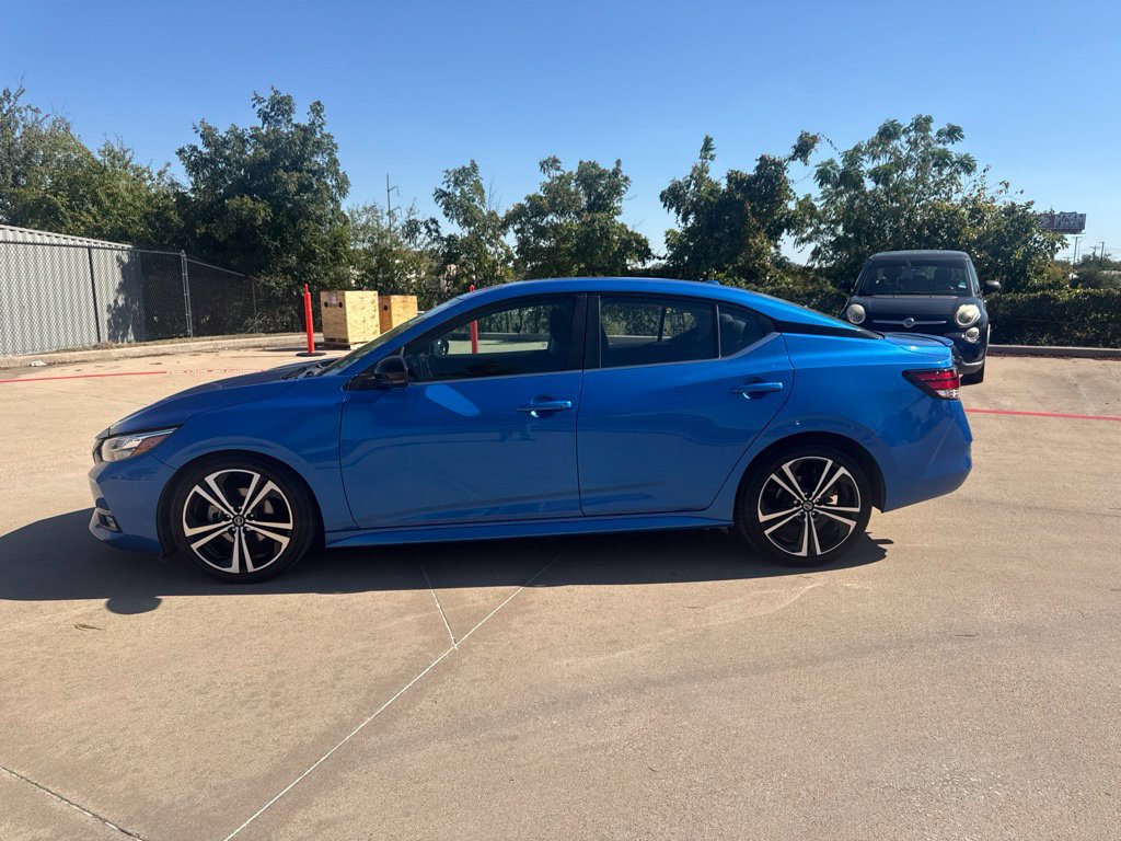 Used 2020 Nissan Sentra SR FWD image 2