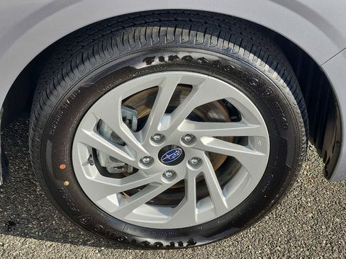 Certified 2025 Subaru Impreza 2.0i image 8