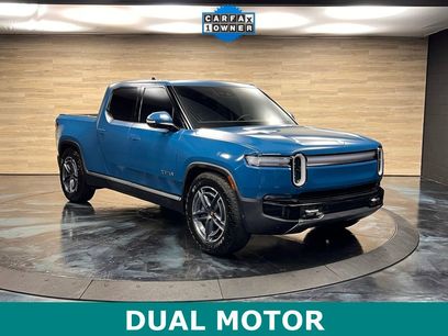 Used 2025 Rivian R1T Adventure