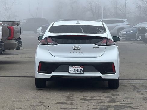 Used 2021 Hyundai Ioniq SEL image 6