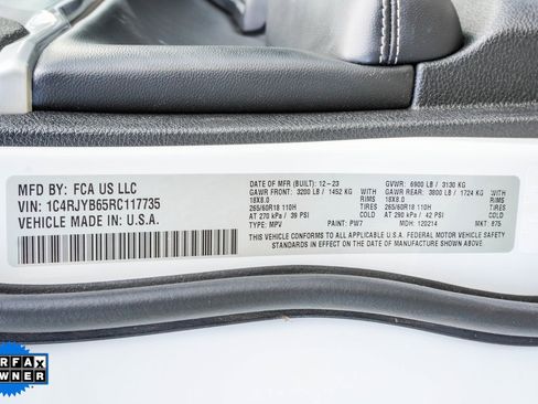 Used 2024 Jeep Grand Cherokee Limited 4xe image 36