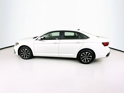 Used 2025 Volkswagen Jetta S image 4