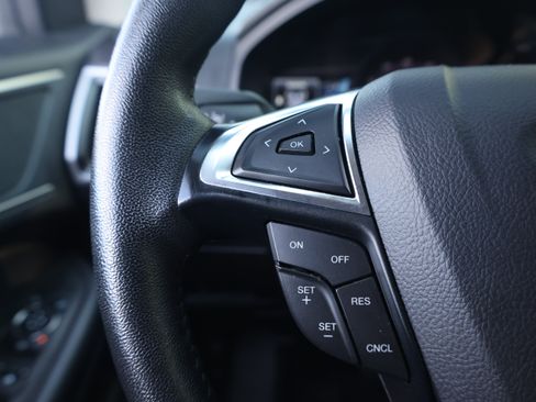 Used 2024 Ford Edge SEL AWD/4WD image 18
