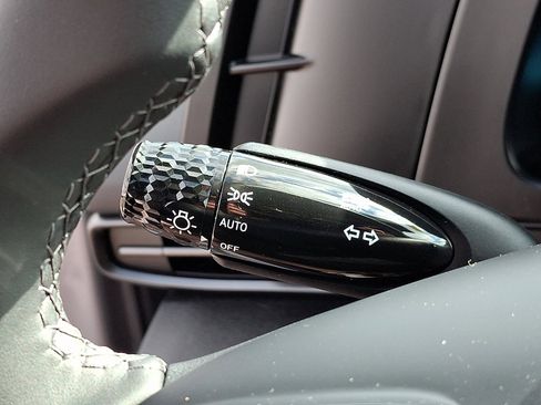 Certified 2025 Hyundai Elantra Sport FWD image 26