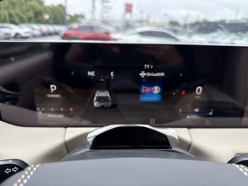 New 2025 Nissan Armada Platinum Reserve AWD/4WD image 11