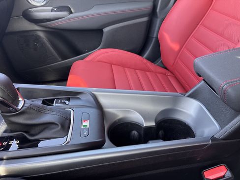 New 2026 Alfa Romeo Tonale Sprint w/ Red Premium Package image 19