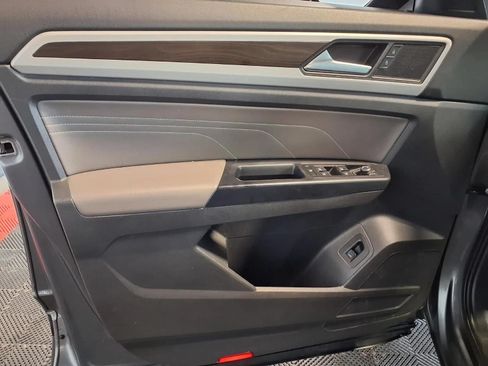 Used 2021 Volkswagen Atlas SE AWD/4WD image 17