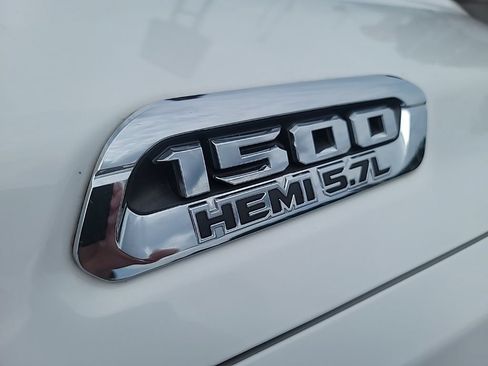 Used 2022 RAM 1500 Limited w/ Body Color Bumper Group AWD/4WD image 10