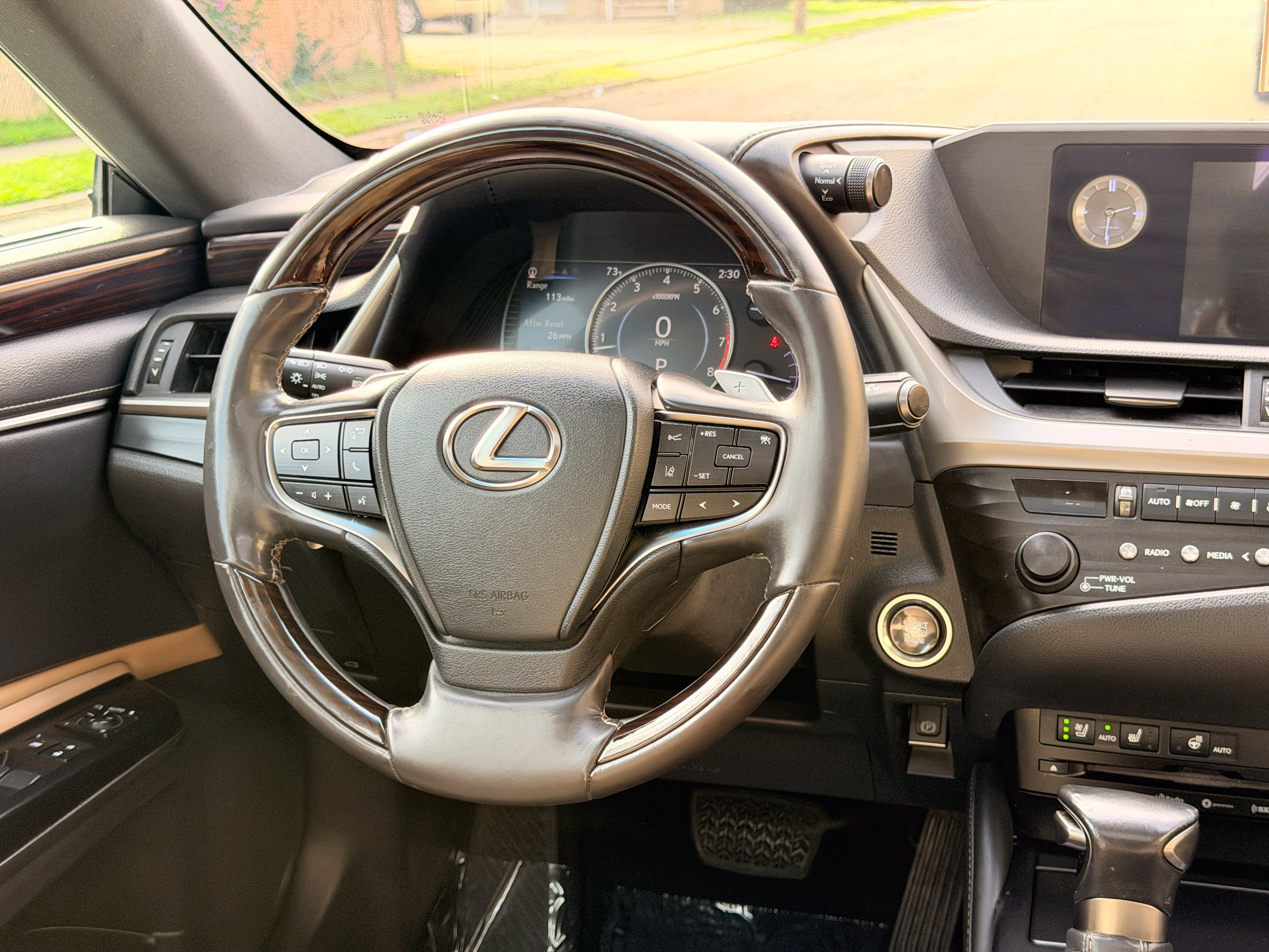 Used 2020 Lexus ES 350 w/ Premium Package FWD image 27