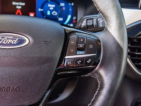 Used 2022 Ford Escape Titanium w/ Titanium Elite Package image 10