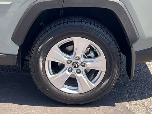 Used 2019 Toyota RAV4 XLE w/ All Weather Liner Package FWD image 7