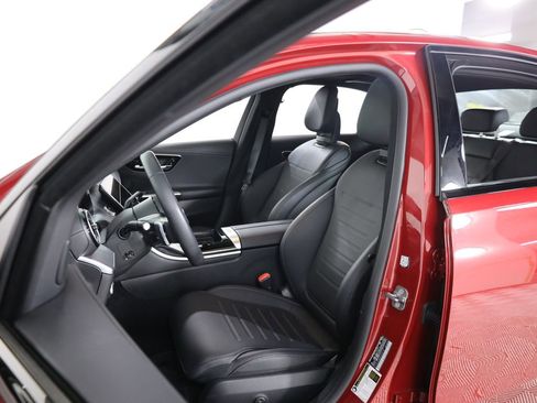 Certified 2025 Mercedes-Benz C 300 4MATIC Sedan image 32