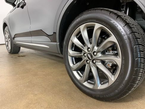 Used 2022 Lincoln Corsair AWD w/ Premium Package image 15