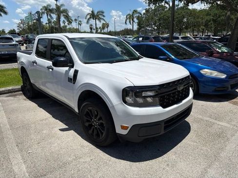 Used 2023 Ford Maverick XLT w/ Black Appearance Package FWD image 2
