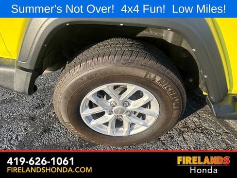Used 2023 Jeep Wrangler Sport AWD/4WD image 41