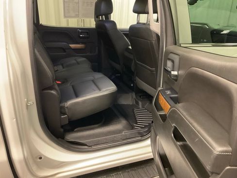 Used 2018 Chevrolet Silverado 1500 LTZ w/ LTZ Plus Package AWD/4WD image 29