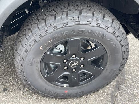 New 2025 Ford Bronco Outer Banks image 28