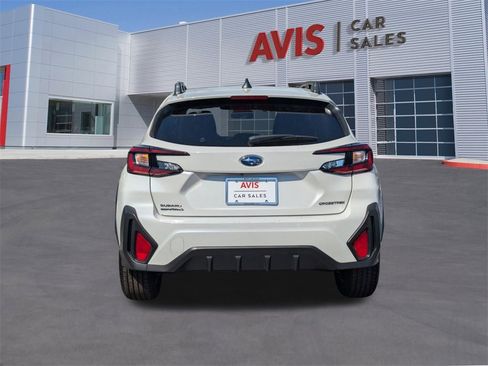 Used 2024 Subaru Crosstrek 2.0i Premium image 7