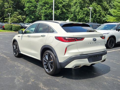 Certified 2023 INFINITI QX55 Essential AWD/4WD image 3