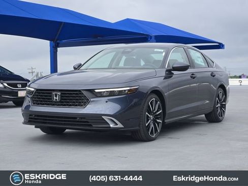 New 2026 Honda Accord Touring image 2
