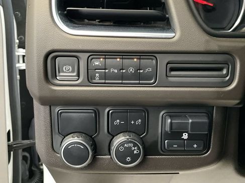 Used 2021 Chevrolet Tahoe LT w/ LT Signature Package RWD image 35