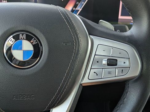 Used 2024 BMW X7 xDrive40i w/ Premium Package image 20