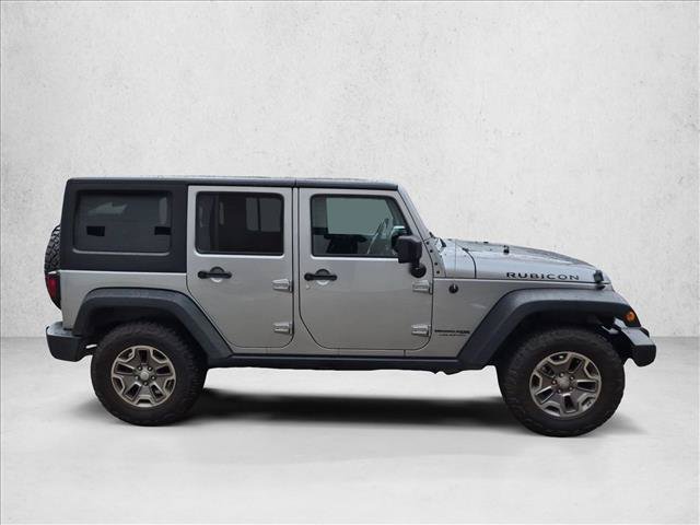Used 2018 Jeep Wrangler Unlimited Rubicon w/ Connectivity Group AWD/4WD image 4