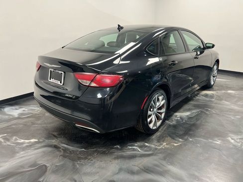 Used 2015 Chrysler 200 S w/ Navigation & Sound Group I image 18