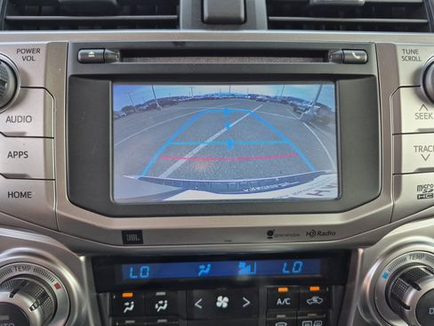 Used 2015 Toyota 4Runner Limited AWD/4WD image 29