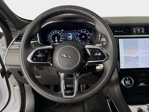 New 2026 Jaguar F-PACE SVR image 12