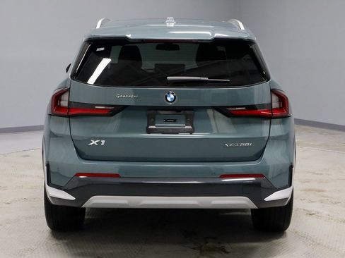 Used 2023 BMW X1 xDrive28i w/ Premium Package image 9