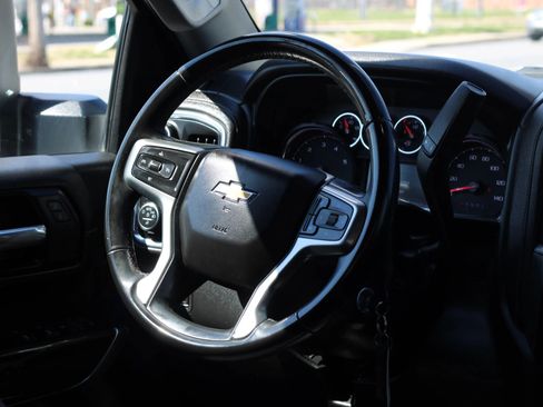 Used 2023 Chevrolet Silverado 2500 LT image 14