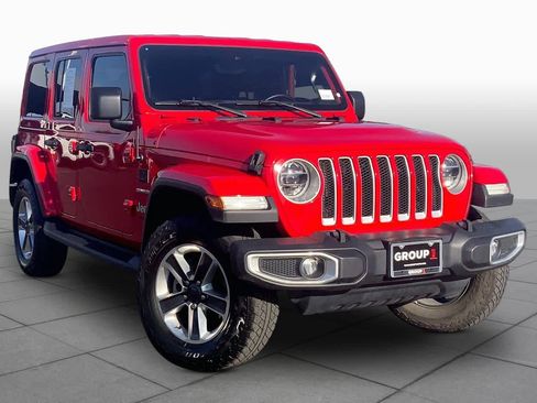 Used 2021 Jeep Wrangler Unlimited Sahara AWD/4WD image 3
