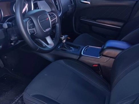 Used 2015 Dodge Charger SXT image 7