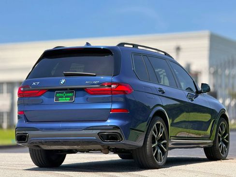 Used 2022 BMW X7 xDrive40i w/ M Sport Package AWD/4WD image 11