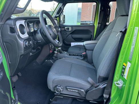 New 2026 Jeep Wrangler Unlimited Sport image 4