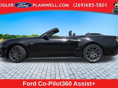 Used 2025 Ford Mustang GT Premium w/ GT Performance Package RWD image 2