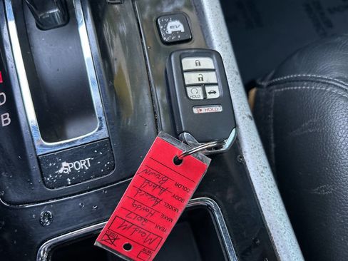 Used 2017 Honda Accord EX-L image 32