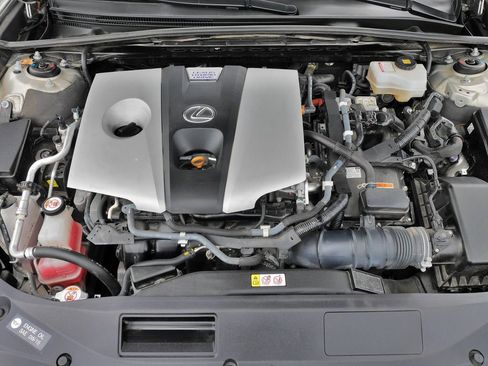 Used 2019 Lexus ES 300h w/ Accessory Package 2 image 35