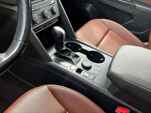 Used 2021 Volkswagen Atlas SE image 19