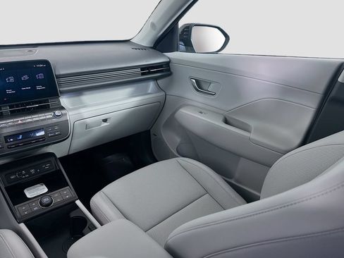 New 2026 Hyundai Kona Limited FWD image 17