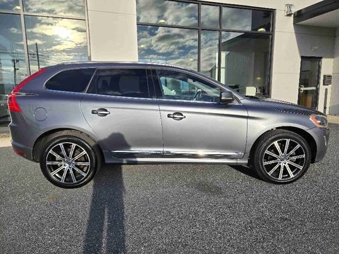 Used 2017 Volvo XC60 T6 Inscription w/ Preferred Option Package image 2