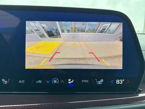 Used 2025 Chevrolet Traverse Z71 w/ LPO, Floor Liner Package image 28