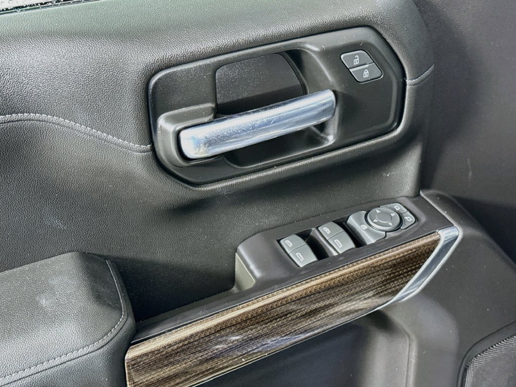 Used 2020 Chevrolet Silverado 1500 LT w/ Texas Edition RWD image 17