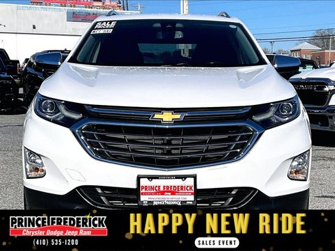 Used 2020 Chevrolet Equinox Premier image 2